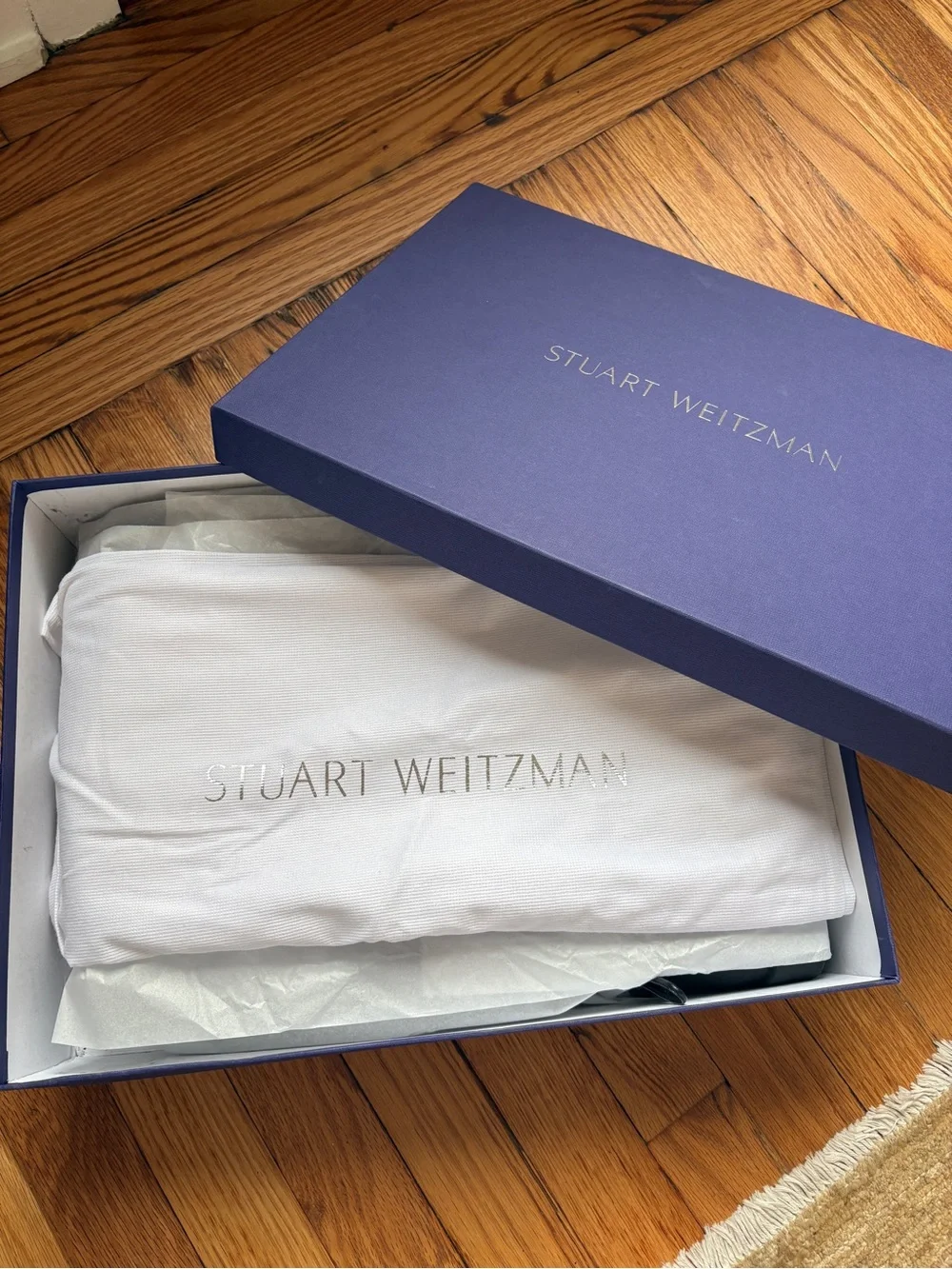 Stuart Weitzman 